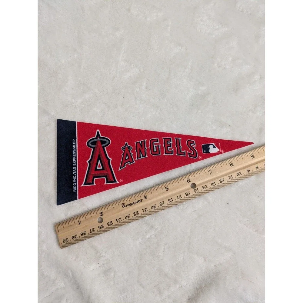 NEW Mini MLB Los Angeles Angels Pennant